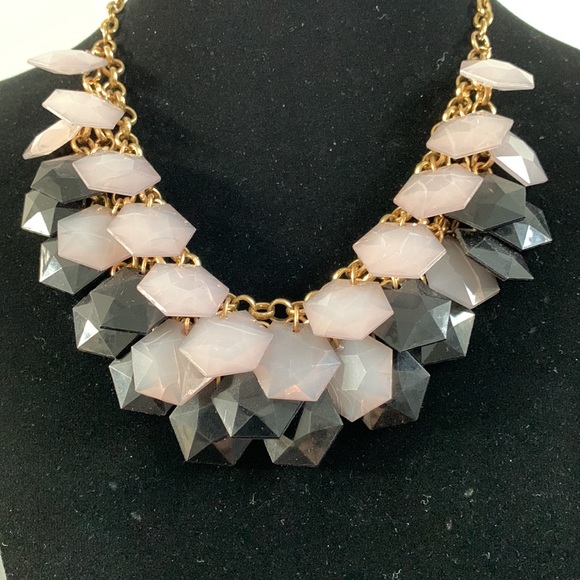Grey and black statement necklace - Picture 9 of 9